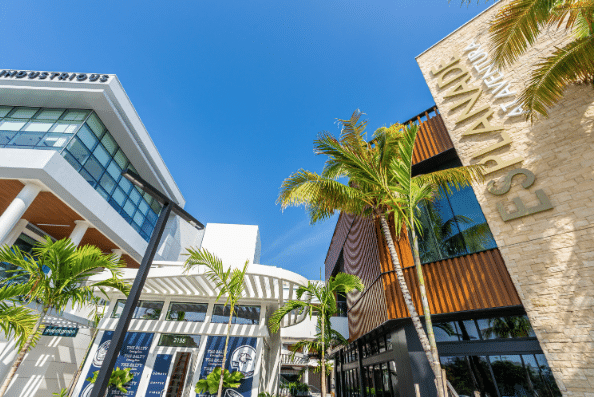 Esplanade at Aventura,Aventura Luxury Shopping,Aventura Malls